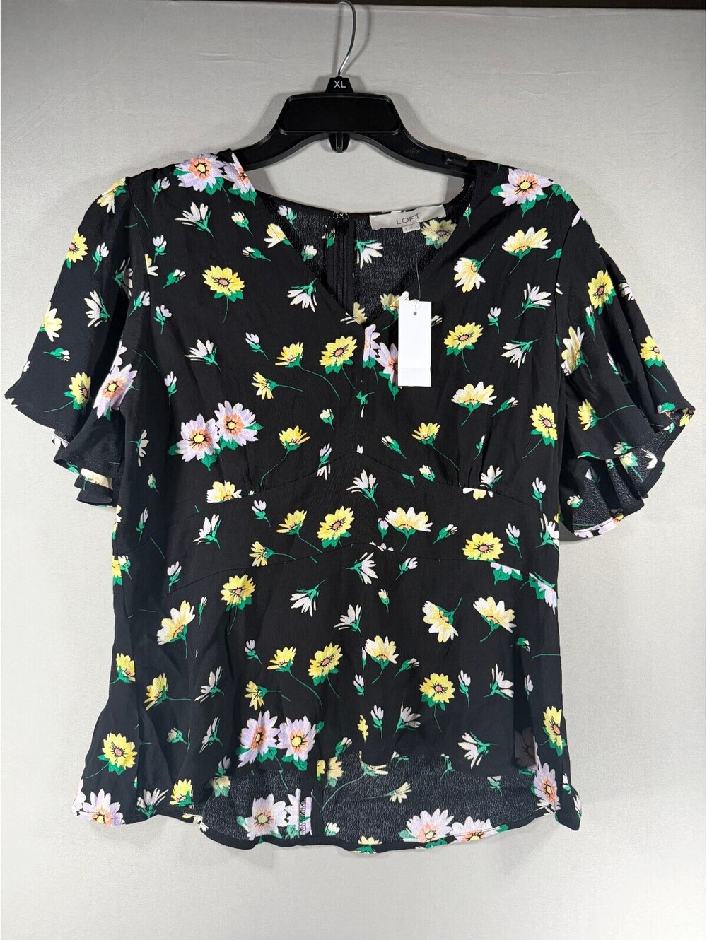 LOFT Women's Black Floral Rayon Short Sleeve Blouse Size 8 NWT